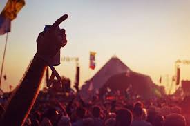 Glasto Flickr Photo Sharing On We Heart It Visual Bookmark 8737675 Picture Music Video Music Festival Summer