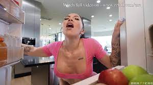 Big Titty Ping Pong - Morgan Lee, Lexi Samplee / Brazzers / stream full  from www.zzfull.com/exe - XVIDEOS.COM