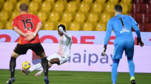 Atalanta benevento bologna cagliari crotone fiorentina genoa hellas verona internazionale juventus lazio milan napoli parma roma via santa colomba,121 82100 benevento. Serie A Benevento Milan 0 2 Pagelle Leao Show Sciocchezza Tonali Strega Comunque Da Premiare Eurosport