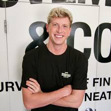 Akhirnya johan raja lawak mengakui yang dia sudah berkahwin dengan ozlyn 5 tahun yang lalu. Matt King Bio Net Worth Age Birthday Dating Wiki