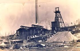 While it occurred before the modern record, it is considered by all accounts to be a f5/ef5 tornado. March 18 1925 The Tri State Tornado Stormstalker