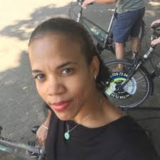 Candice Kerr's Instagram, Twitter & Facebook