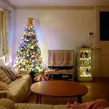 今年はどんな風に楽しむ クリスマスツリーの飾り方実例 クリスマスツリー 飾り クリスマス ライトアップ インテリア