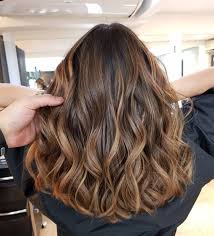 Pin By Baby 747 On Hairs Brown Hair Balayage Hair Styles Brunette Hair Color