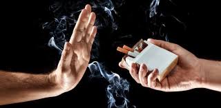 Ada yang mendukung bahwa rokok pantas dijatuhi hukum haram, namun ada juga yang membolehkan merokok atau hanya menjatuhkan hukum makruh (tidak dilarang namun lebih baik tidak dilakukan). Hukum Merokok Dalam Islam Makruh Atau Haram