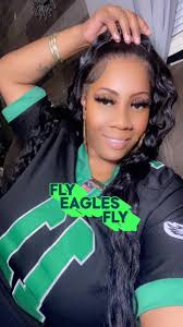 Yall favorite Eagles Girl 💚🦅 TEEBABE