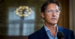 Een week voor de verkiezingen struikel je over politici die van alles willen. Peiling Ja21 Haalt Drie Zetels Binnen Pvda Levert Opnieuw In Politiek Ad Nl