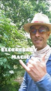 Daniel Morford's Instagram, Twitter & Facebook