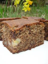 Gateau Ultra Gourmand Chocolat Noisettes Bananes Les Delices D Helene Chocolat Noisette Gateaux Et Desserts Cake Banane Chocolat