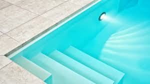 Die Ideale Grosse Und Tiefe Des Pools Und Schwimmbeckens Schwimmbecken Pool Uberlaufpool