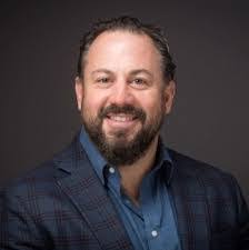 Bill Dampier's Instagram, Twitter & Facebook