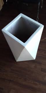 Antalya Fiberglass Sanat Atolyeleri Fiberglass Imalatlar Fiberglass Urunler Fiber Saksi Satis Bufeleri Uretimleri Imalat Modelleme Kalip 05 2020 Saksi Kiosk Bufeler