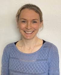 Julie Speight's Instagram, Twitter & Facebook