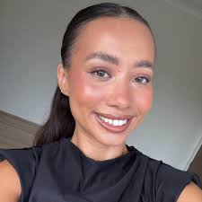 Aoife Ngai Makeup