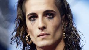 His birthday, what he did before fame, his family life, fun trivia facts, popularity rankings, and more. Victoria Maneskin Eta