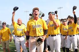 Laura Jackson (@kljackson65)