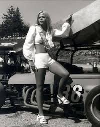 How do we know they're the hottest? 16 Trophy Girls Ideas Racing Girl Grid Girls Linda Vaughn