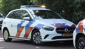 Omroep - Vader treft pedofiel aan in slaapkamer kinderen en slaat hem  helemaal in elkaar Lees het hier -> https://www.infonieuws.nl/vader-treft- pedofiel-aan-in-slaapkamer-kinderen-en-slaat-hem-helemaal-in-elkaar/ |  Facebook