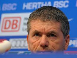 Krawall und Krise bei Hertha: Nun wackelt der Trainerstuhl