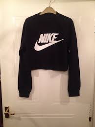 Unisex Customised Nike Cropped Jumper Sweatshirt Festival Swag Sweatshirts Cropped Jumper Crop Top Sweatshirt