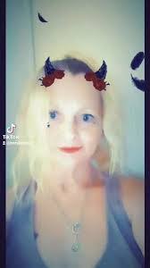 Tracy Bridge's Instagram, Twitter & Facebook