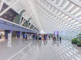 Singapore changi airport once again took the top prize. Skytrax Reveals Best Airports In The World For 2020 Top 20 List