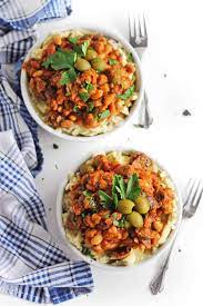 Instant Pot Vegetarian Cacciatore With White Beans Rhubarbarians Recipe Instant Pot Recipes Cacciatore Recipes Bean Recipes