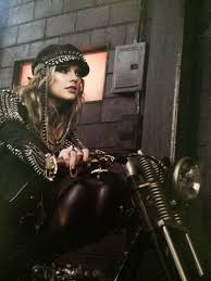 Taylor Swift Look What You Made Me Do Dance Pin On Tay The Gorgeous Queen
