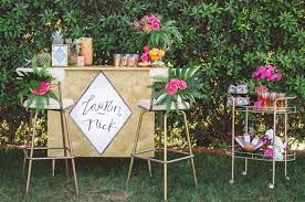 Tropical Bridal Shower Ideas Tropical Island Vibes Bar Mysweetengagement Com Bridalshower Tropical Bridal Tropical Bridal Showers Retro Beach Wedding