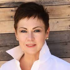 Shari Clemons's Instagram, Twitter & Facebook