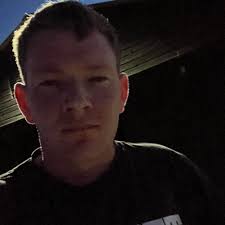 Can anyone recommend any muck removal companies in Loughborough LE12 Area  please?