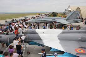 Avem 12 stiri despre baza aeriana campia turzii. AgitaÈ›ie La Kremlin InvestiÈ›ie MasivÄƒ A Sua In Securitatea Romaniei Baza AerianÄƒ De La Campia Turzii ModernizatÄƒ Cu 130 De Milioane De Dolari ZiariÈ™tii