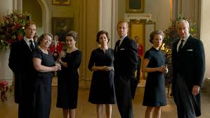 Denn dann soll die neue staffel ausgestrahlt werden. The Crown Season 3 New Cast Meet The Actors Vs Their Real Life Characters In Season 3