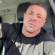 I hope this is allowed here. We are looking for a recommendation for a  really good builder to do a kitchen extension