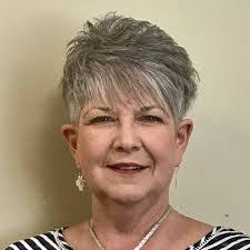 Martha Wallace's Instagram, Twitter & Facebook