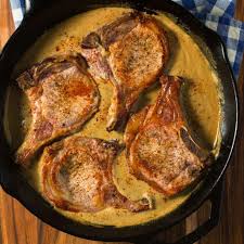 The dry blend saves measuring time by as a coating, lipton onion soup mix teams with breadcrumbs to create a savory crust on baked pork chops. How To Bake Pork Chops With Cream Of Mushroom Soup 2021 At How To Partenaires E Marketing Fr