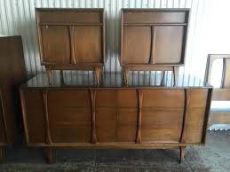 See 97 traveler reviews, 121 candid photos, and great deals for red lion inn & suites denver airport, ranked #28 of 53 hotels in aurora and rated 3 of 5 at tripadvisor. Red Lion Table Company Bedroom Set Antique Appraisal Instappraisal
