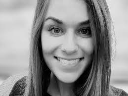 Laura Weeks's Instagram, Twitter & Facebook