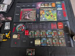 Finally my first play of Final Girl. Got the season 2, and paint all the  minis (the big bad wolf was still drying). I lost but so much fun. Start  and end