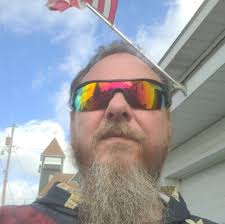 Well it didn't turn out to be the storm it was suppose to be but it still  brought us some and just added to the beauty. A few from Blackwater falls,  blackwater