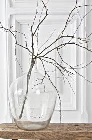 Alter Holzschemel Antiker Weinballon Old Stool And Glassbottle Http Boheme Living Com Accesso Bodenvase Dekorieren Bodenvasen Schlafzimmer Deko Dekoration