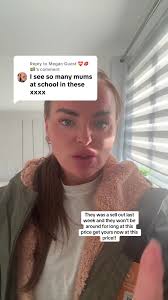 Replying to @Megan Guest 💝💋🏳️‍🌈 Dry Robes are for everyone…. RUN ...