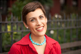 Kirsten Henning's Instagram, Twitter & Facebook