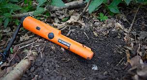 A pinpoint metal detector is an amazing tool that can be used by both beginner and experienced detectorists alike. Metal Detecting Pinpointer Probes Gp Pointer Cheap Vs Expensive Detecting Quest