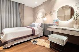 Bagi sebagian besar orang, kamar tidur anak yang sengaja dirancang untuk memfasilitasi ruang bagi dua atau lebih anak, biasanya identik dengan kemiskinan. Desain Interior Apartemen Tiga Kamar Tidur Mewah Dan Elegan Halaman All Rakyatharustau Com