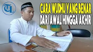 Mencuci kedua telapak tangan sebanyak tiga kali; Video Cara Wudhu Yang Benar Dari Awal Hingga Akhir Berikut Niat Wudhu Dan Doa Berwudhu Tribun Lampung