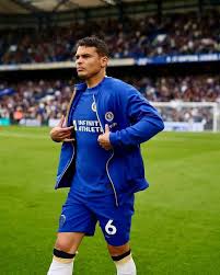 THE ROAD TO SUCCESS: THE STORY OF A FOOTBALLER WHO NEVER GAVE UP  #MOTIVATIONMONDAY266 MOTIVATION MONDAY: EVERY OBSTACLE IS AN OPPORTUNITY  FOR GROWTH In the world of football, filled with stars and