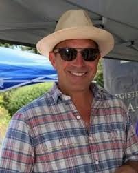 Good morning everyone hope you are all ok. Just back from Spain and  thankfully back to this beautiful weather. Loving Sammy the seagull he's  fantastic. Have a good day stay well keep