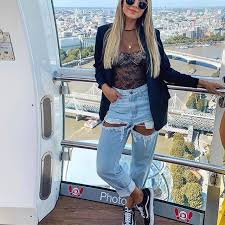 Pirandoooo Em 3 2 1 Com Esse Jeans Maravilhoso Da Nova Colecao Que Esta Chegando Prox Semana Pirandoooo Em 3 2 1 Com Ess Outfits Casual Outfits Outfits Verano
