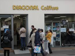 Les coiffeurs des départements concernés « pourront rester ouverts », précise attal. Confinement Avant Leur Fermeture Les Salons De Coiffure Sont Pris D Assaut A Nancy Lorraine Actu
